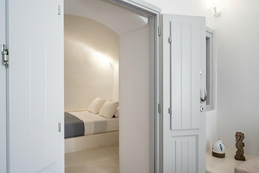 Фото Fertimo Suites by Karpimo