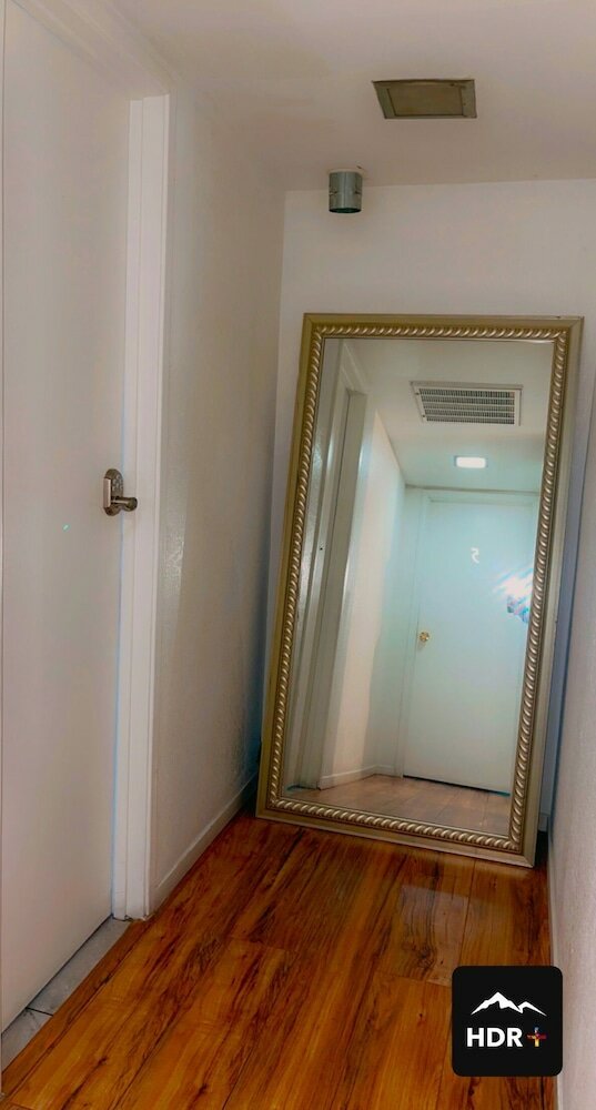 Фото The Yellow Penthouse