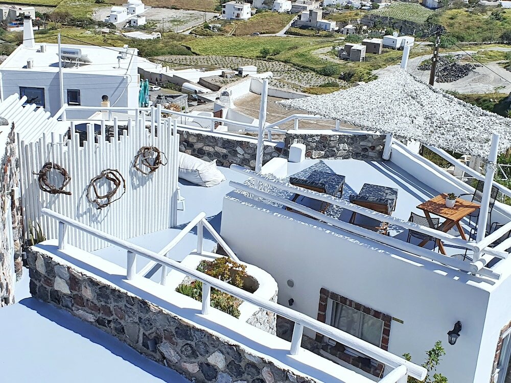 Фото Fertimo Suites by Karpimo