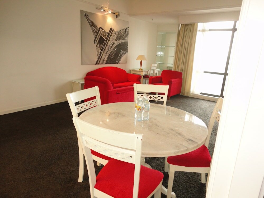 Фото Real Point Suites at Times Square