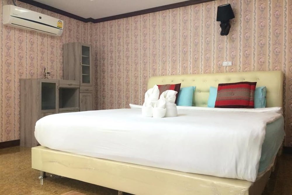 Фото Palmchwa Resort