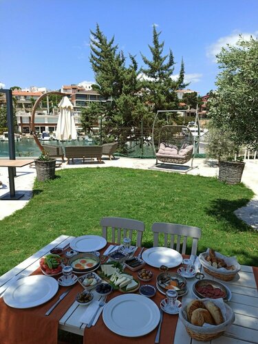 Гостиница Kubana Hotel в Чешме