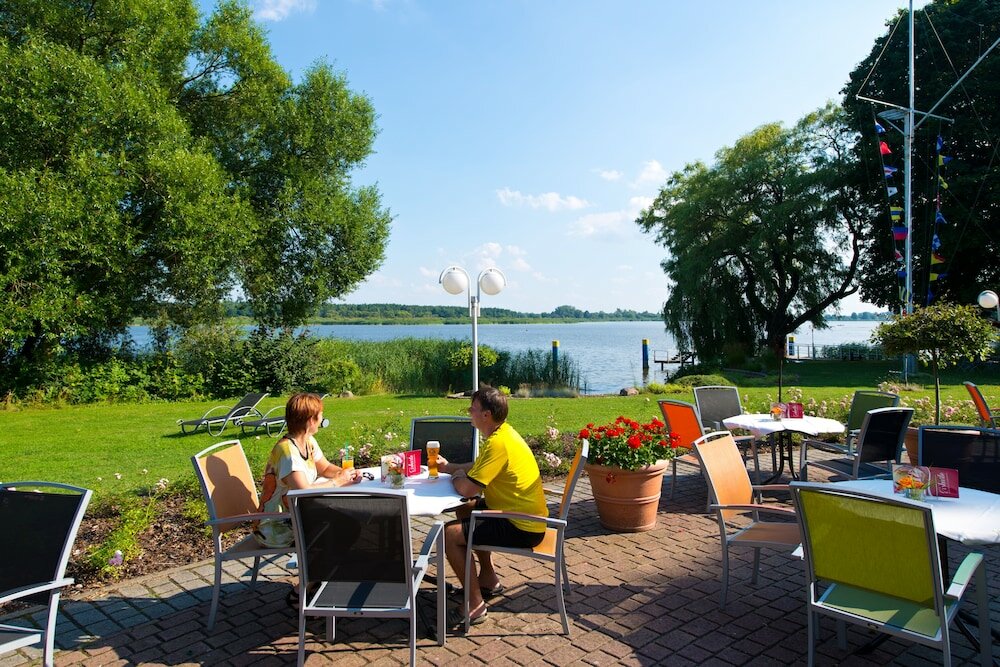 Фото Hotel Bollmannsruh am Beetzsee