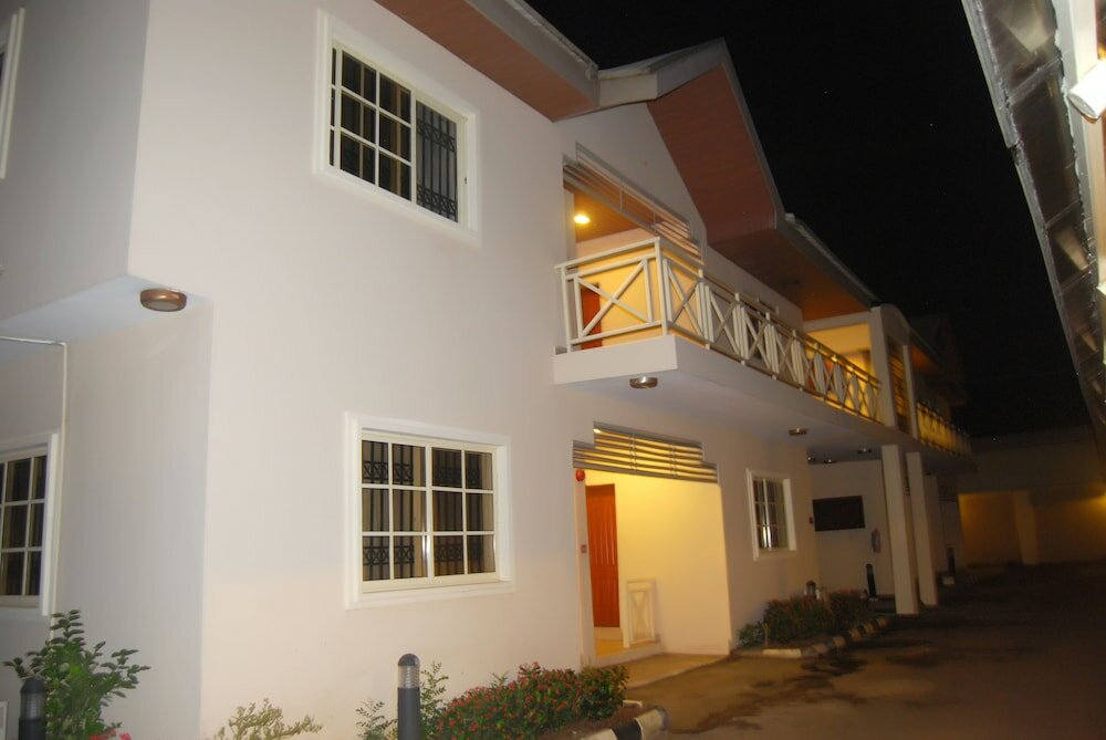 Фото Grand Inn & Suites