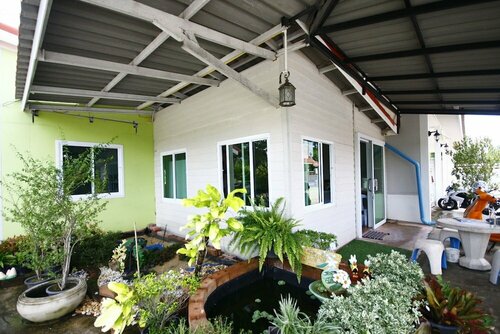 Гостиница Sweethome Resort в Сурине