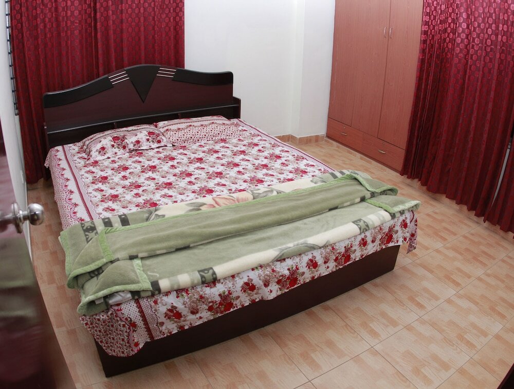 Фото Hillside Holiday Home