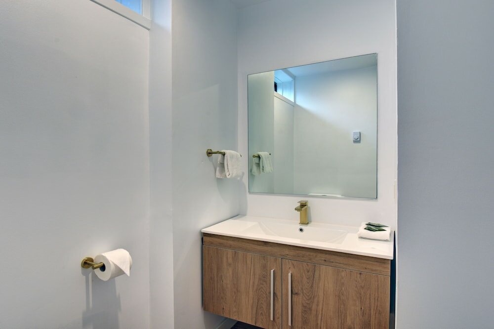 Фото Hotel Le Petit Lac