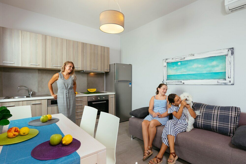 Фото Sea View Luxury Apartment