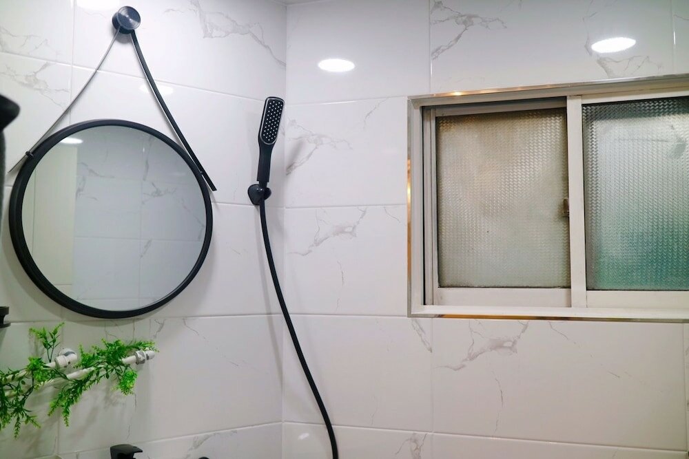 Фото Kiki House 2 Hongdae Stn