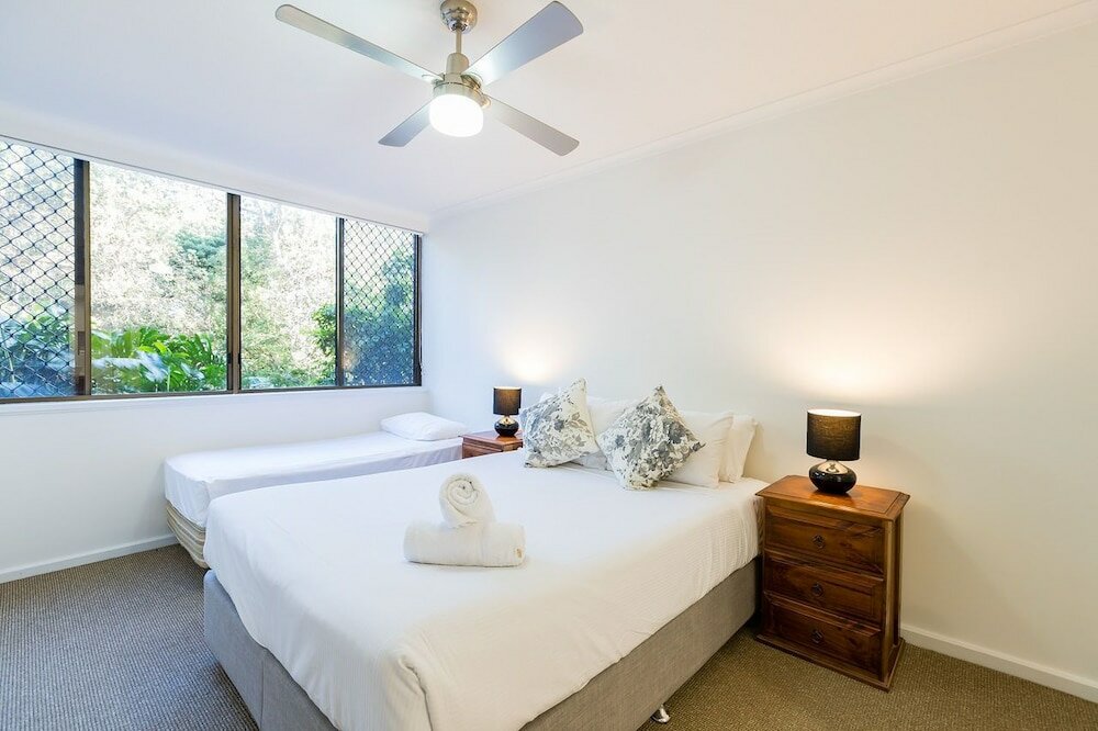 Фото Byron Pacific Apartments