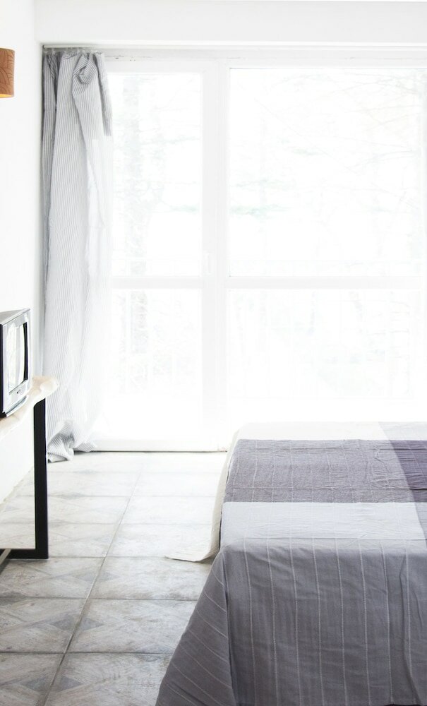 Фото Simple Pleasures Hotel