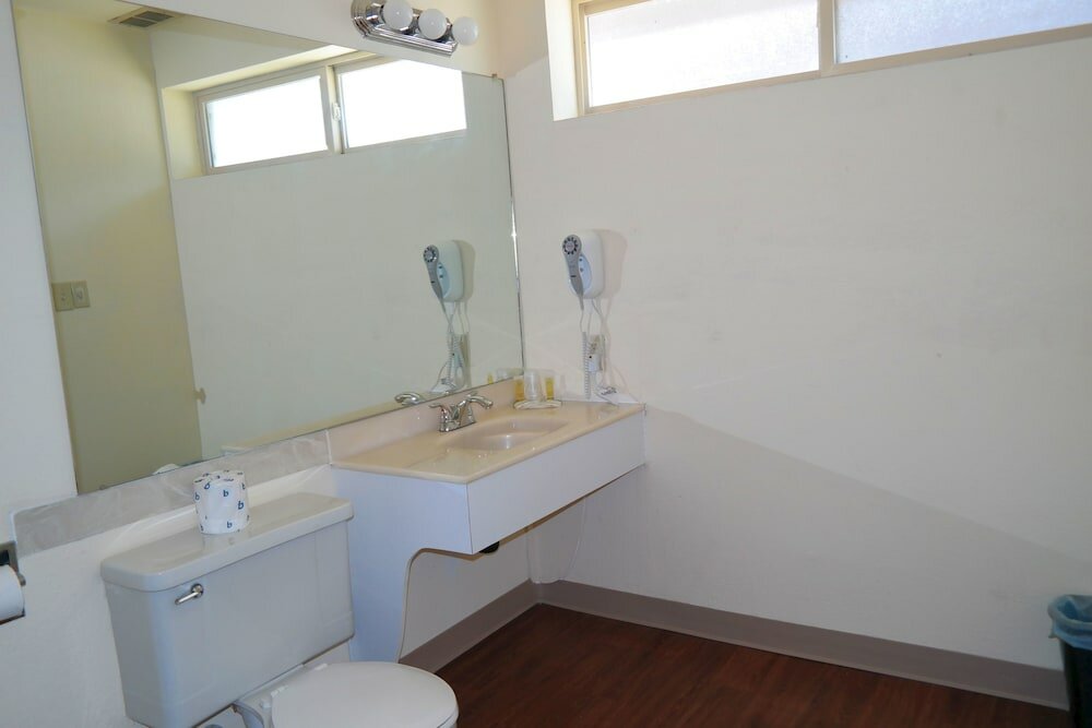 Фото River Park Inn