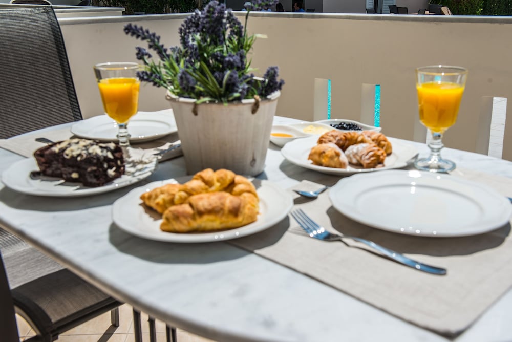 Фото Lefkadio Suites