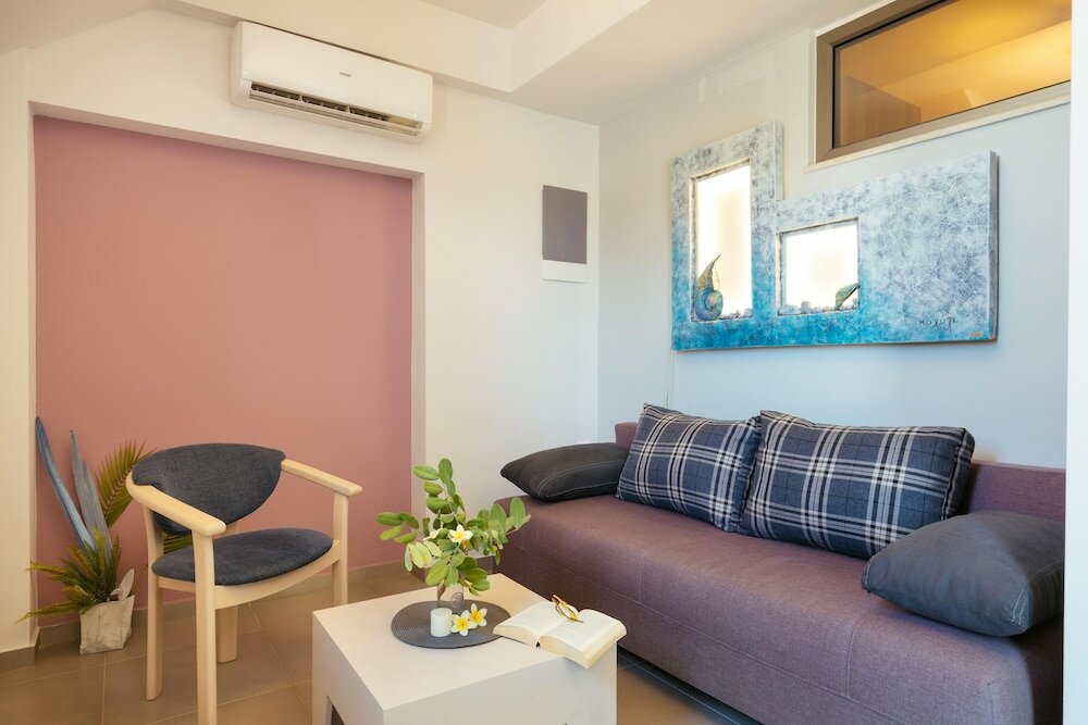 Фото Sea View Luxury Apartment