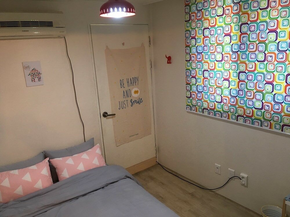 Фото Kiki House 2 Hongdae Stn