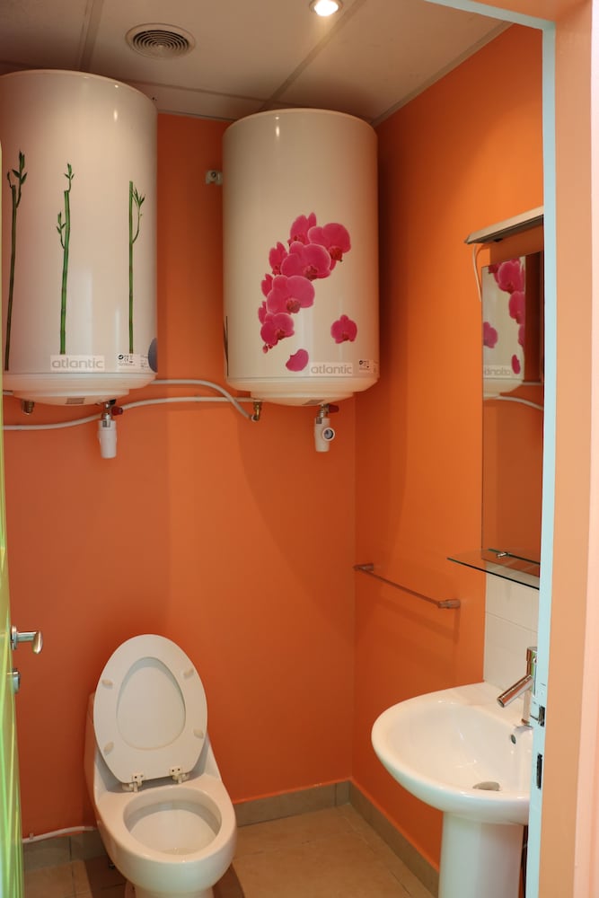 Фото Mahana Lodge Hostel & Backpacker