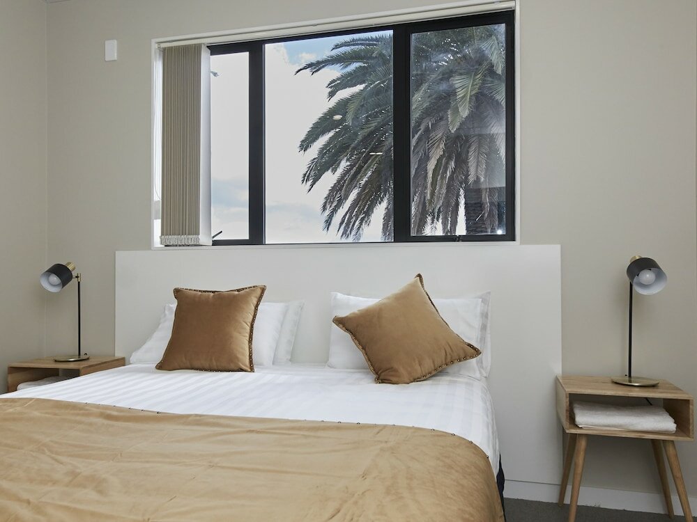 Фото Three Palms Lodge