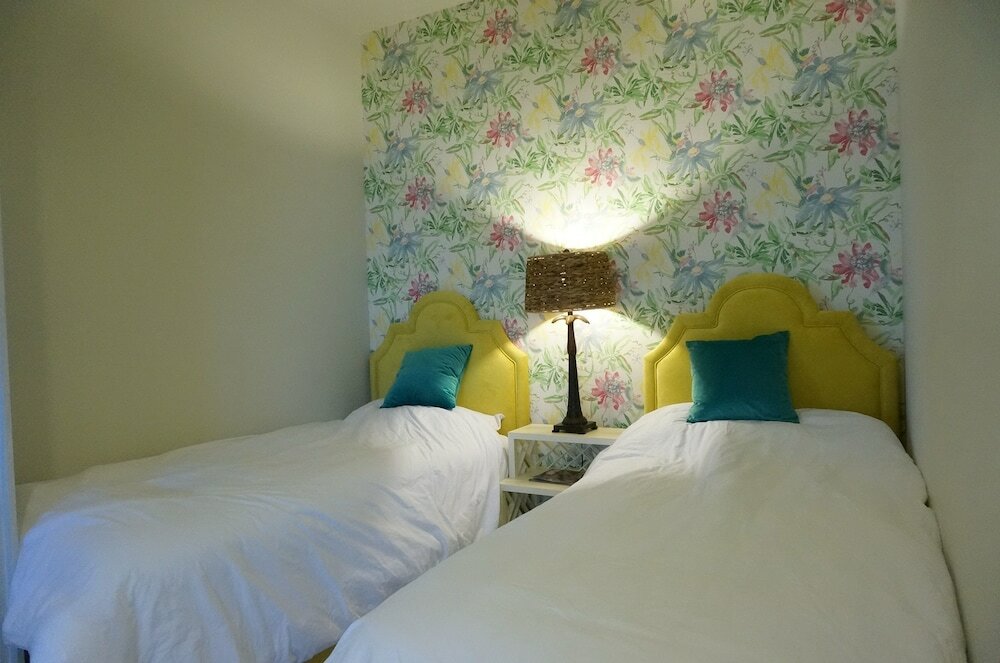 Фото Beachfront Sea View Baan Plai Haad