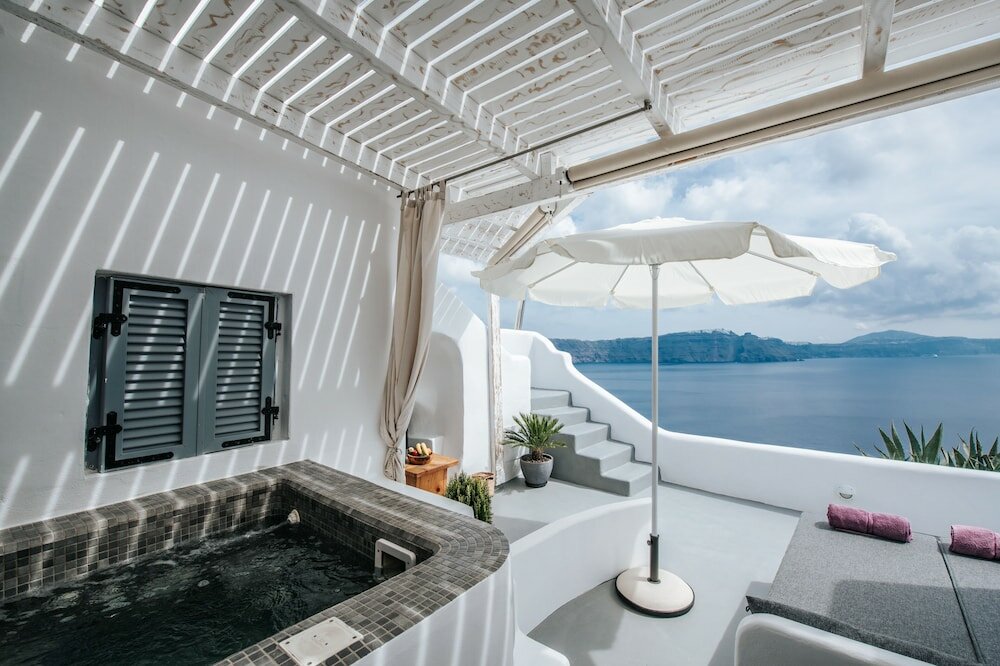 Фото Virginia's Cave Villas