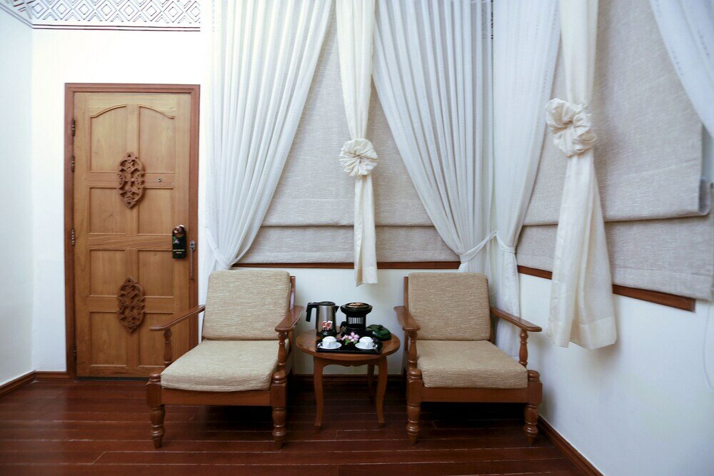 Фото Kaytumadi Dynasty Hotel