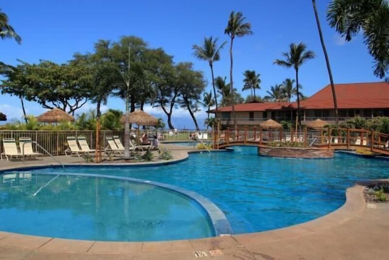Гостиница Maui Kaanapali S b233 1 Bedroom Condo by RedAwning