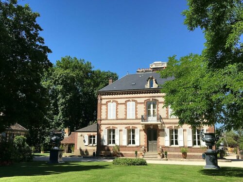 Гостиница Château de Montabert