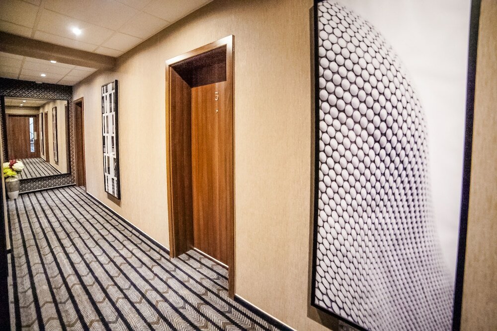 Фото Hampton Suites Serviced Apartments