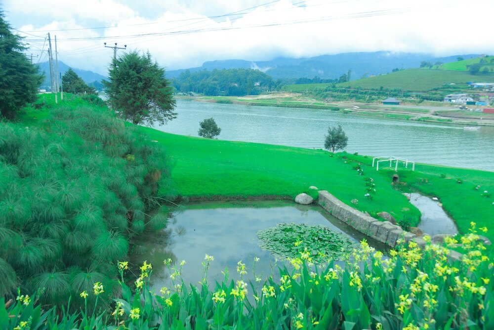 Фото Galaxy Grand Hotel