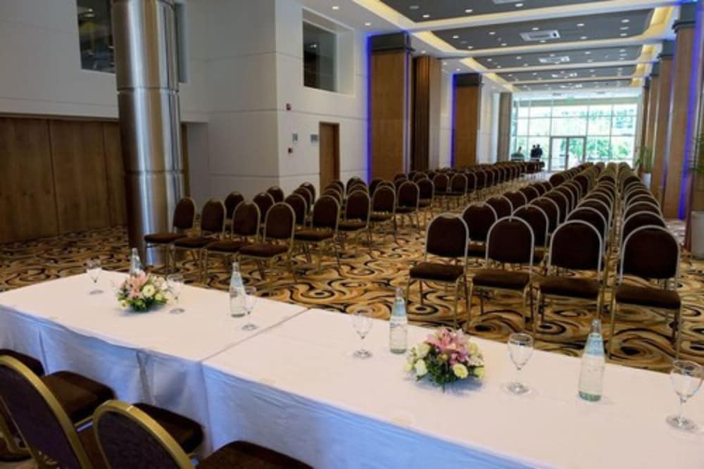 Фото Hotel y Casino del Rio Cipolletti