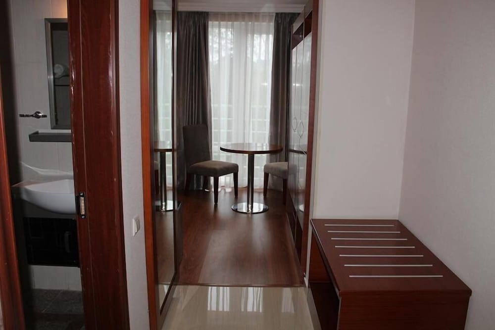 Фото Отель Грин Парк