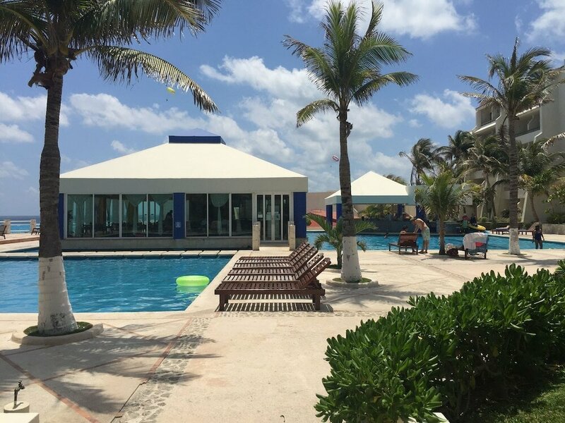 Гостиница Rodero by Solymar Beachfront Condos in Hotel Zone в Канкуне