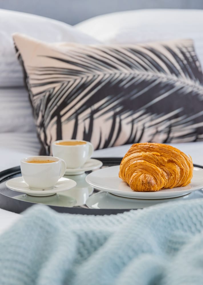 Фото Port Boutique Apartments Tel Aviv