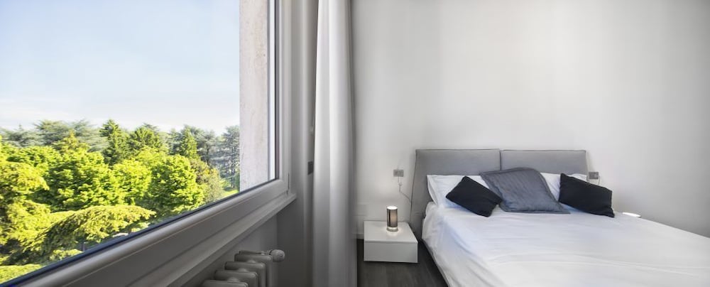 Фото Suite Vogue Luce