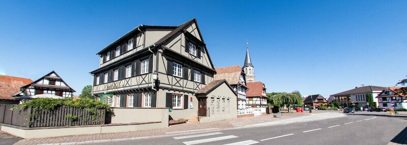 Гостиница Hôtel Aigle d'Or