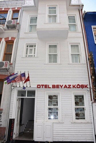 Гостиница Beyazköşk Otel в Кадыкёй