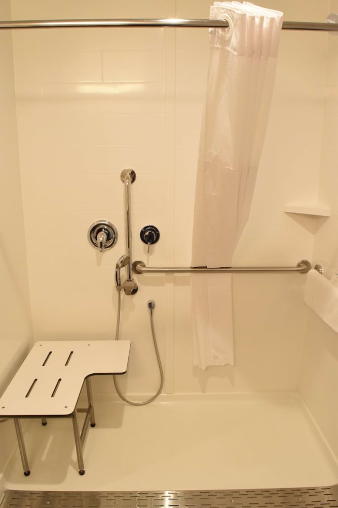 Фото Hampton Inn Buffalo-Hamburg