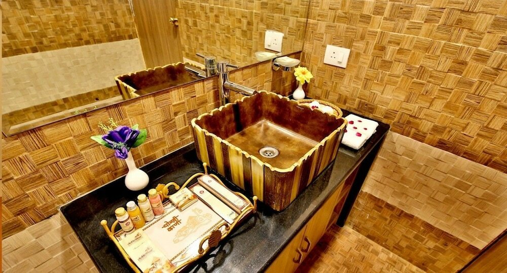 Фото Chokhi Dhani Desert Camp