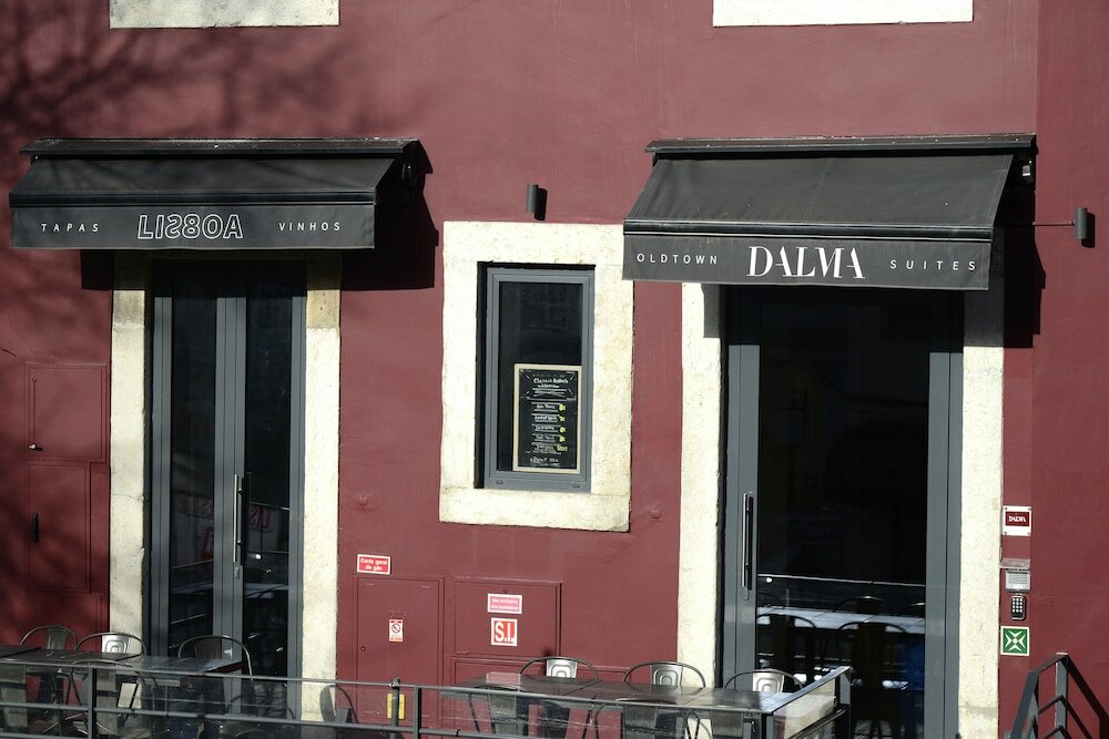 Фото Hotel Dalma Old Town