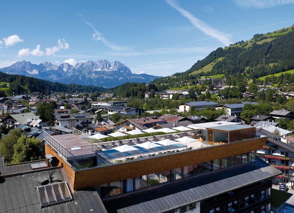 Фото Hotel Schwarzer Adler Kitzbühel - Adults only