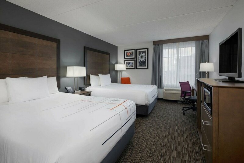 Гостиница La Quinta Inn & Suites by Wyndham Atlanta Douglasville