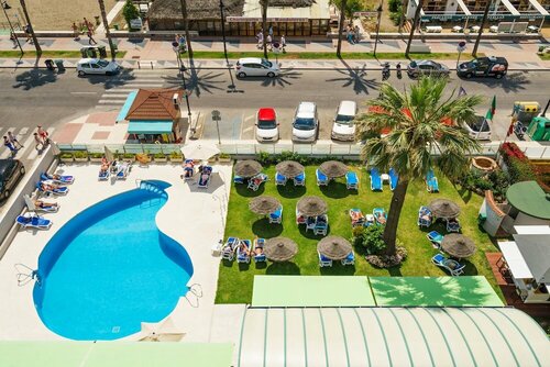Гостиница Hotel Isabel в Торремолиносе