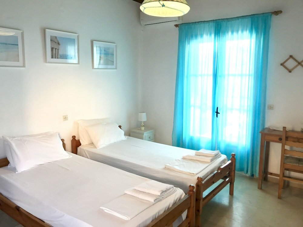 Фото Sunflower Apartments