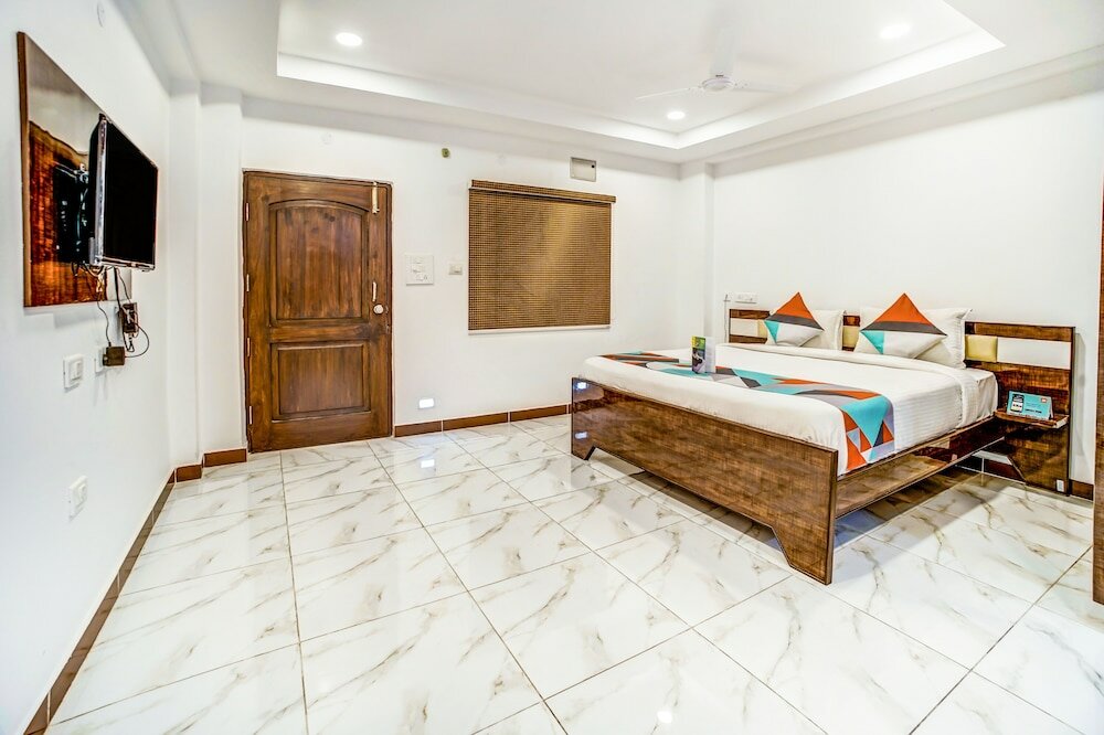 Фото FabExpress Adarsh Inn