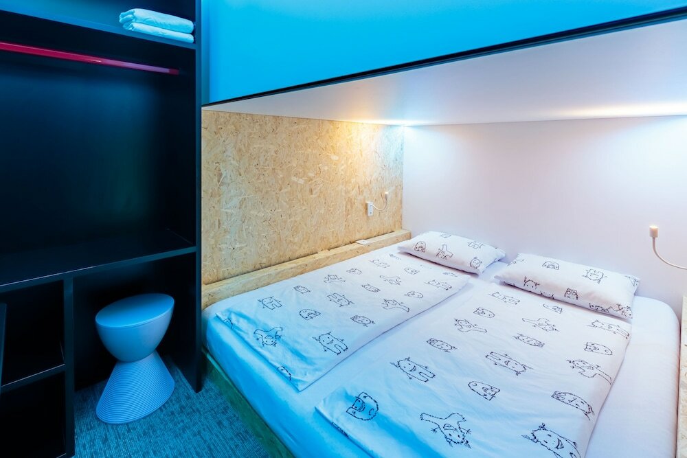 Фото Ibis Styles Ljubljana The Fuzzy Log