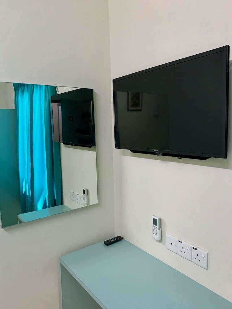 Фото Fairway Hotel