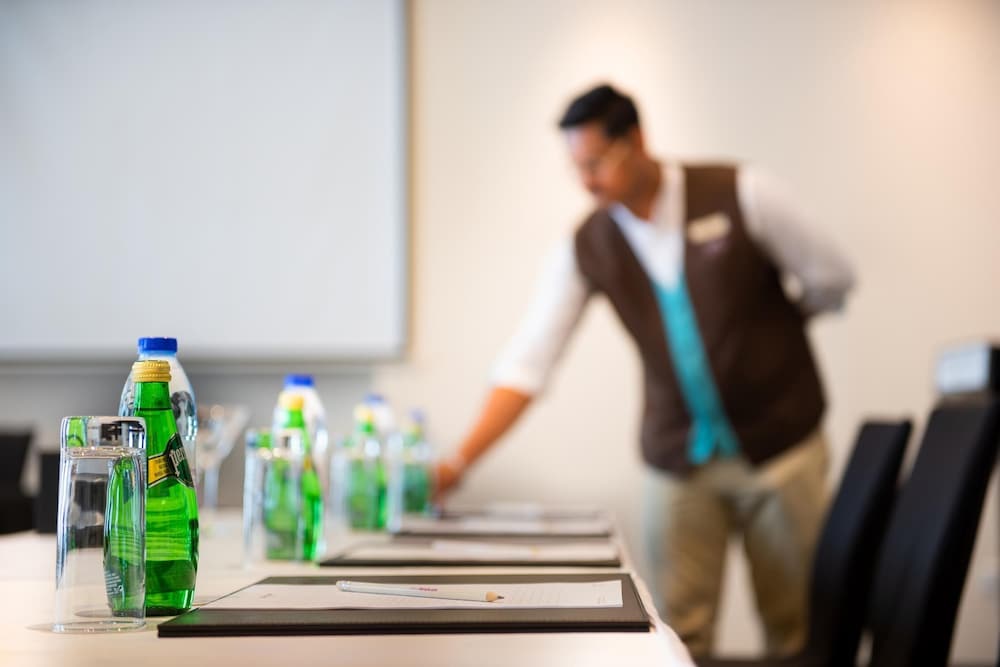 Фото Mercure Gold Hotel Jumeirah by Accor