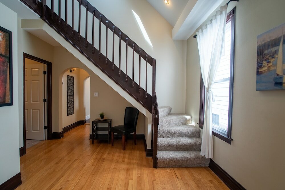 Фото Roscoe Village Guesthouse