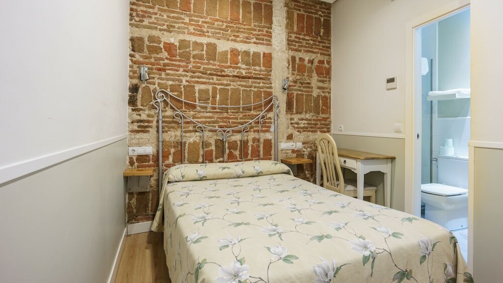 Фото Hostal Madrid