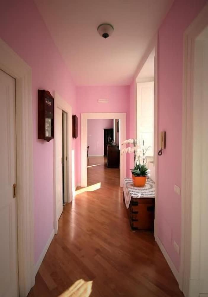 Фото The Secret Garden Relais