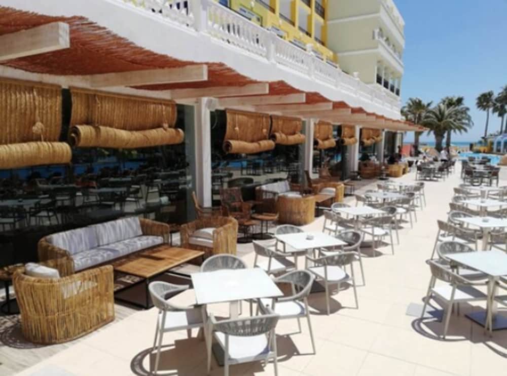 Фото Mediterráneo Bay Hotel & Resort